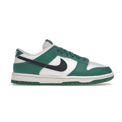 Nike dunk low lottery pale ivory green