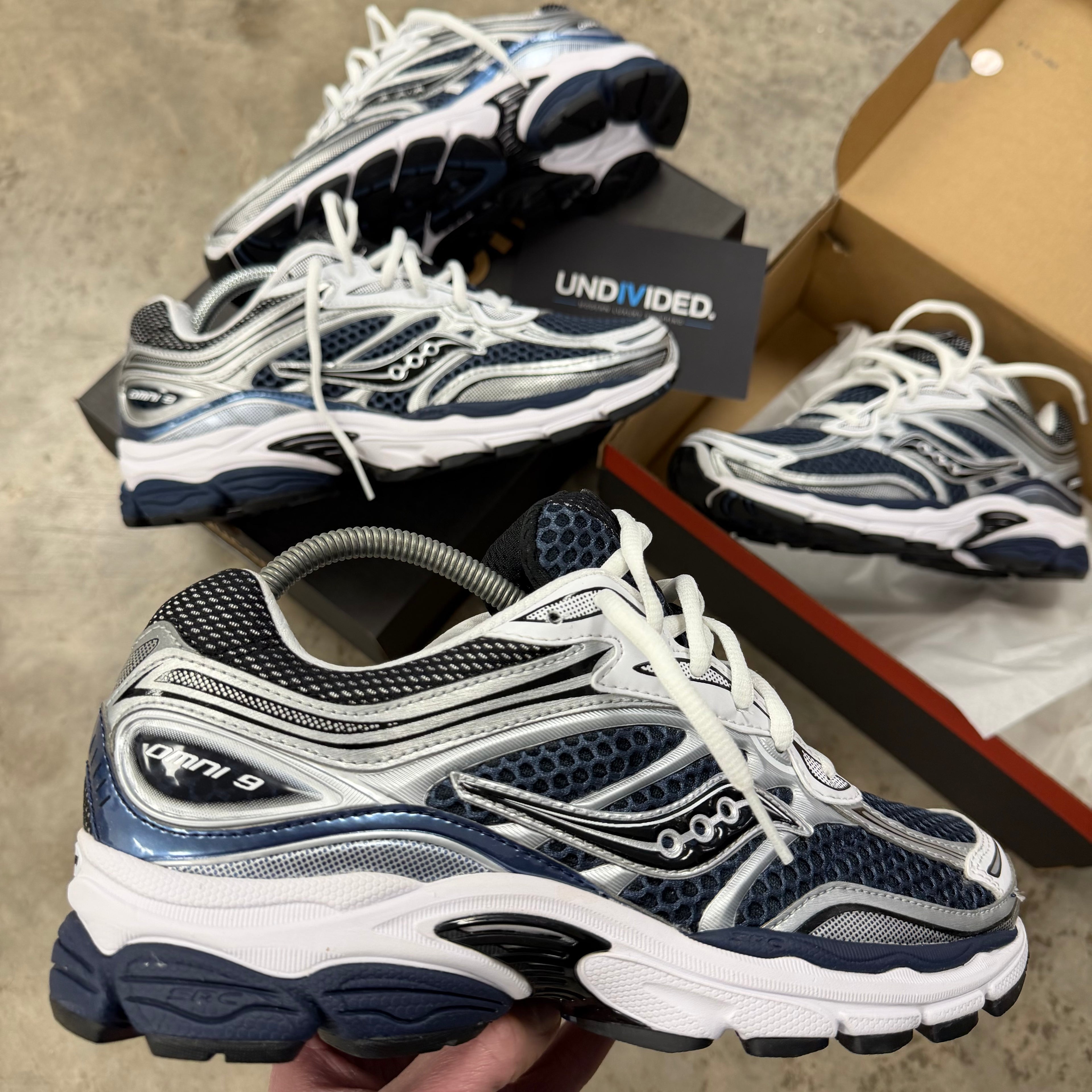 Saucony Progrid Omni 9 Navy