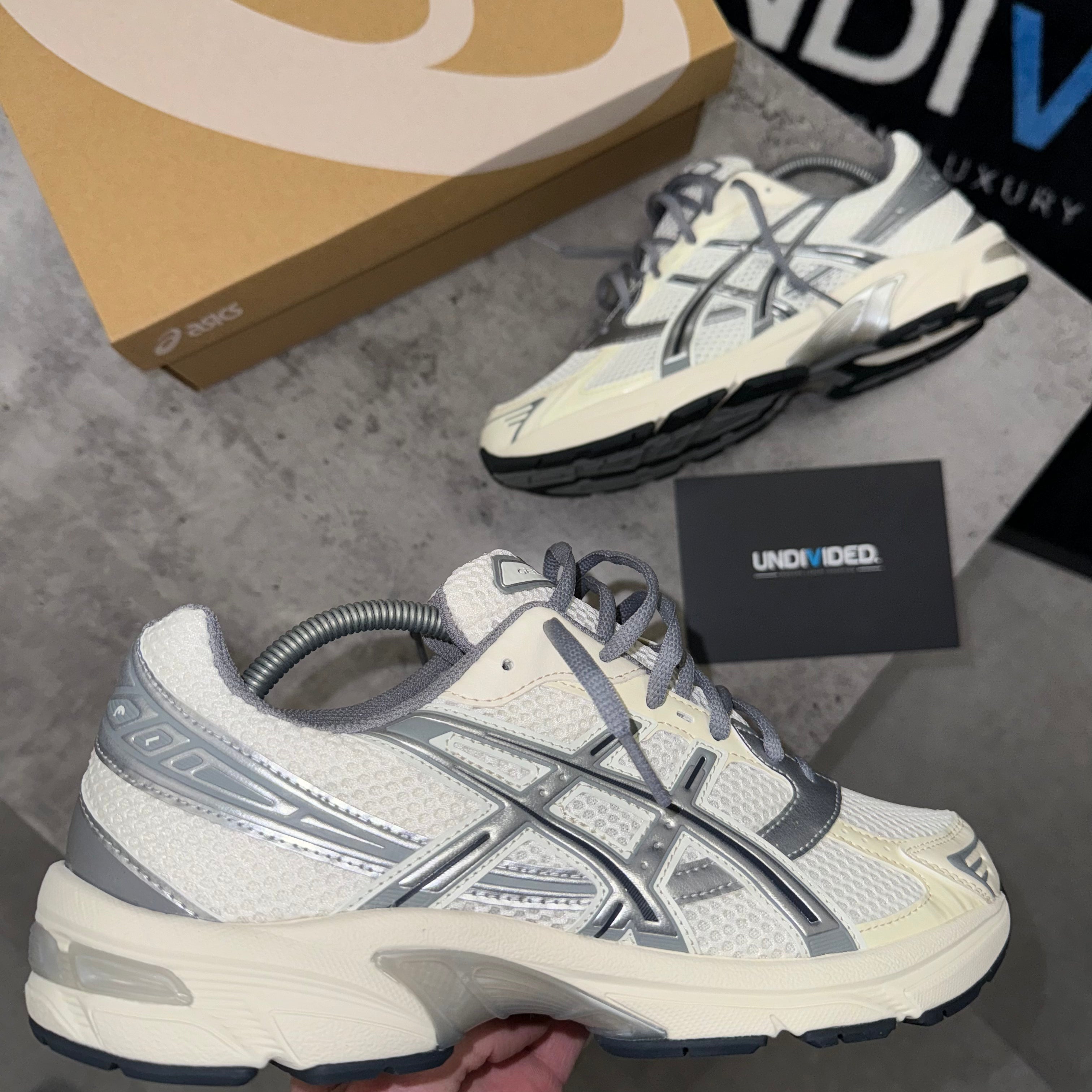 Asics Gel Runner Cream Clay Grey