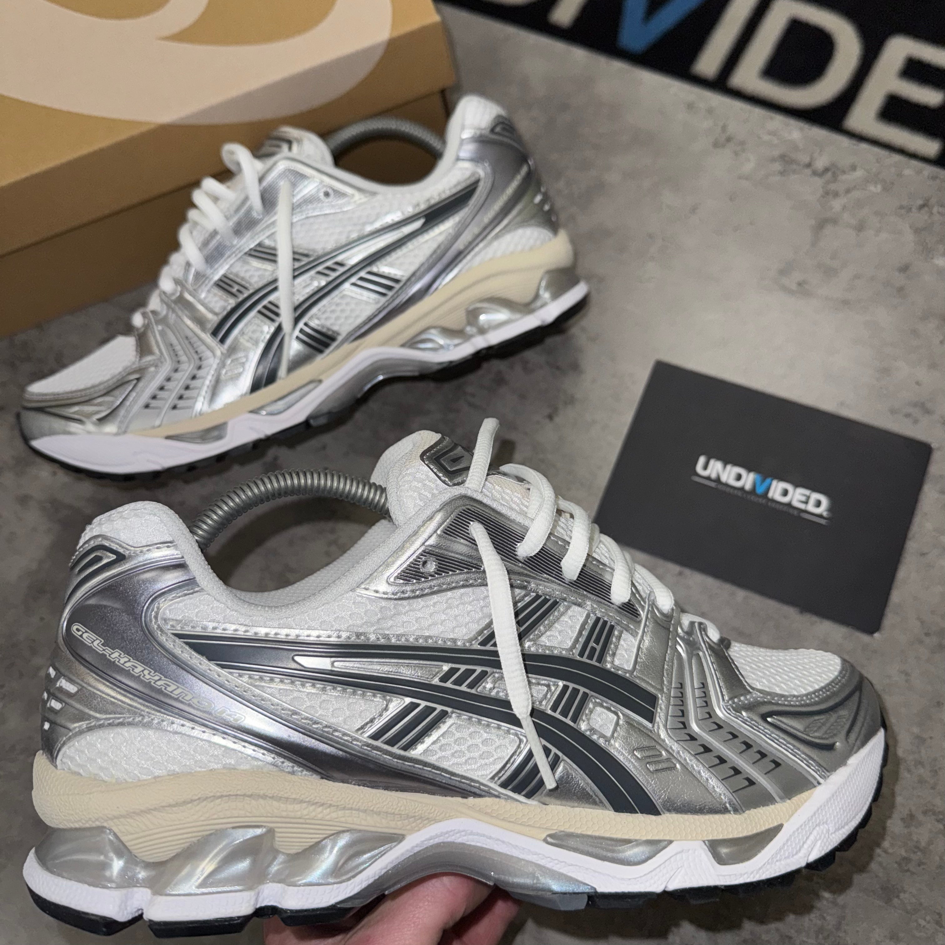 Asics Gel runner White Grey