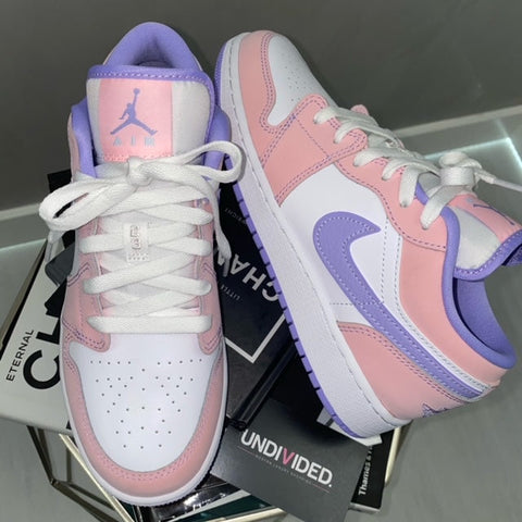 Jordan 1 low pink white